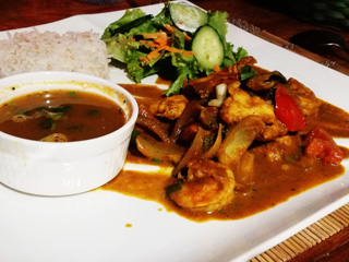 Mauritian-style chicken