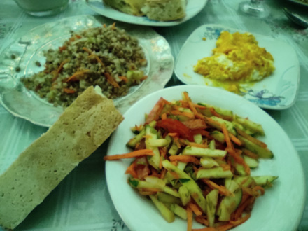 Breakfast at yurt: Salad, bulgur, omelette & bread